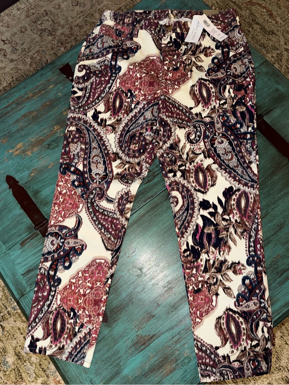 Chico's Perfect Stretch Girlfriend Slim Ankle Paisley in Cream and Burgundy